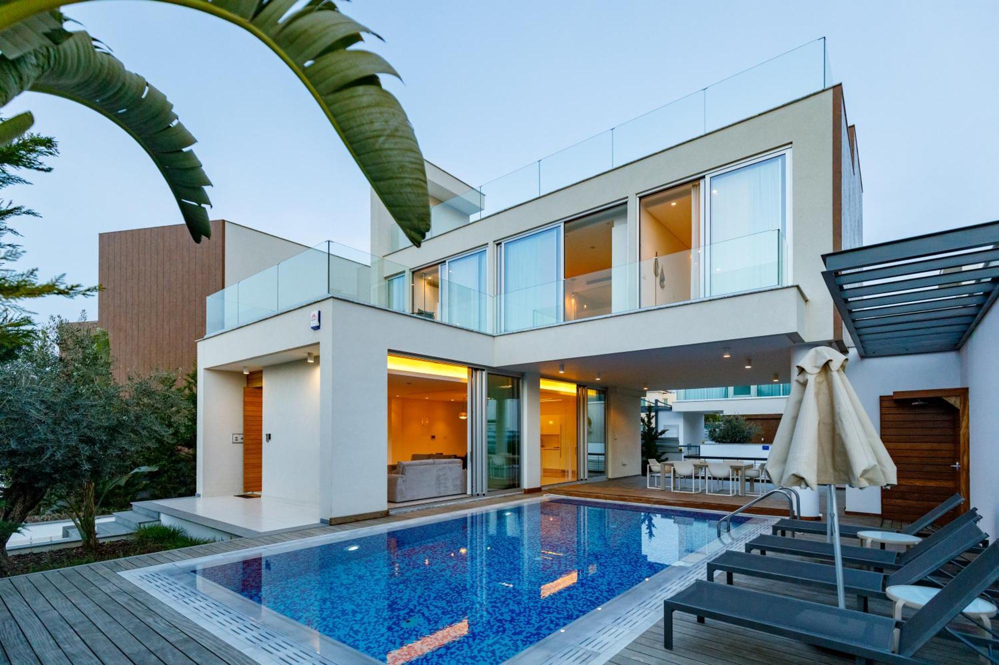 Seaview Luxury Villa Jacuzzi & Pool! 2 Min Beach Protaras Luaran gambar