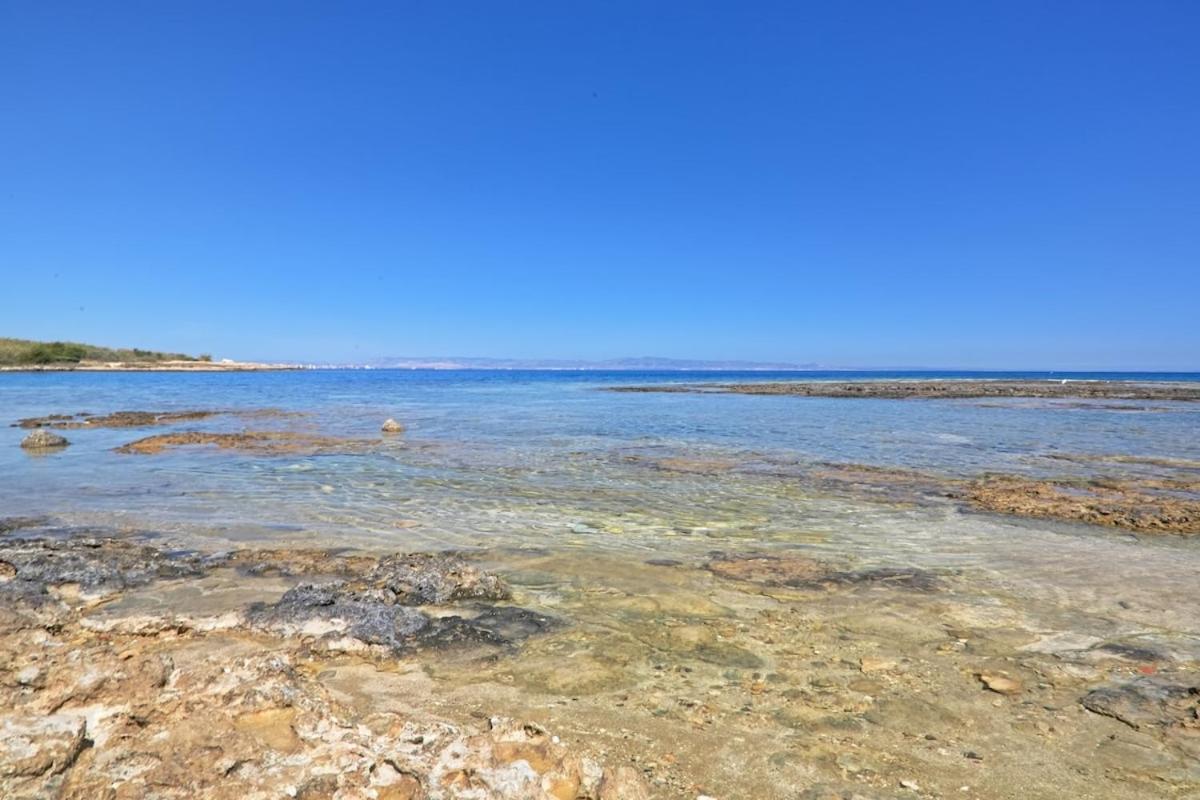 Seaview Luxury Villa Jacuzzi & Pool! 2 Min Beach Protaras Luaran gambar