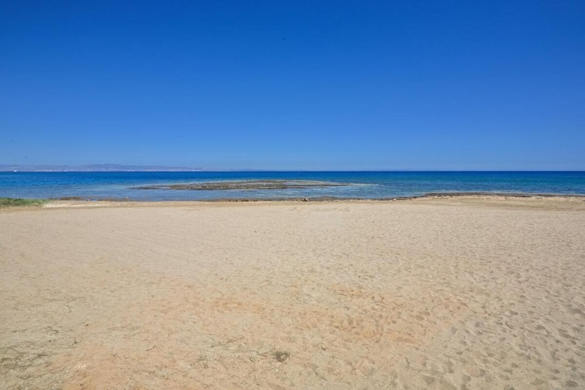 Seaview Luxury Villa Jacuzzi & Pool! 2 Min Beach Protaras Luaran gambar